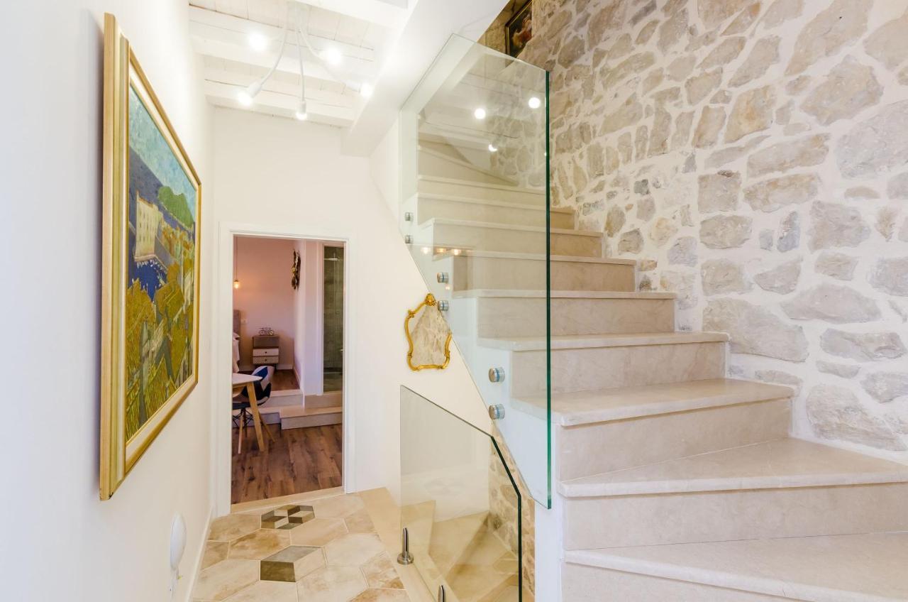 Apartments Villa Agava ツァヴタット エクステリア 写真