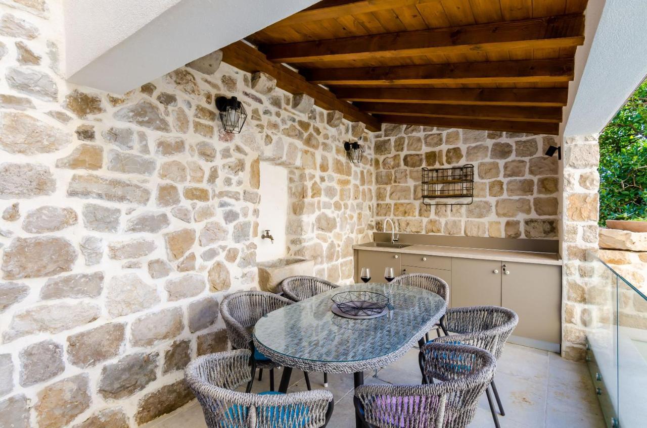 Apartments Villa Agava ツァヴタット エクステリア 写真